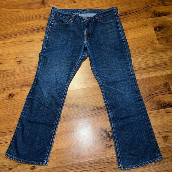 Old Navy jeans the flirt size 12 short - Picture 1 of 6